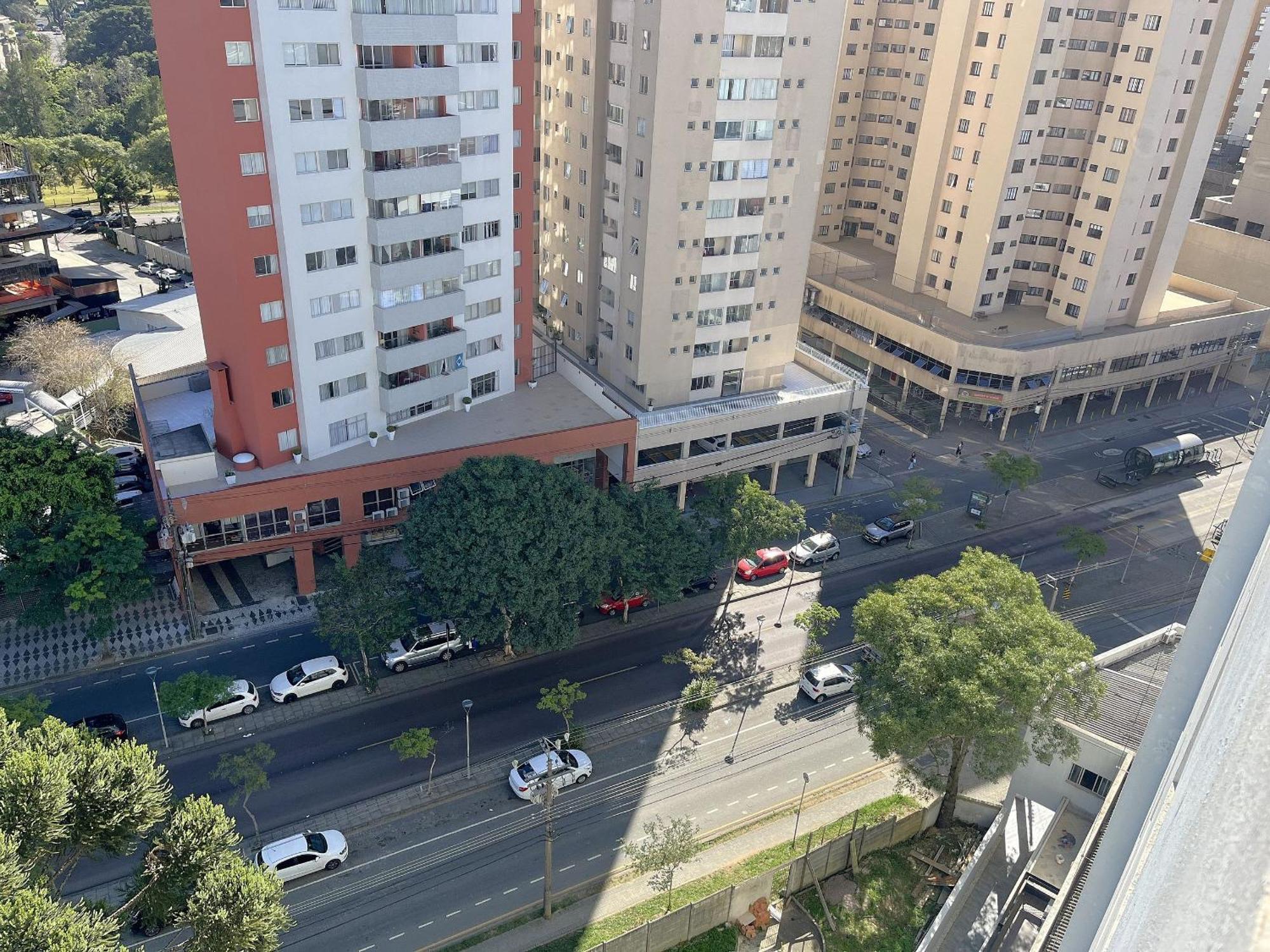 Predio Fantastico No Bairro Mais Requisitado De Curitiba Exteriör bild
